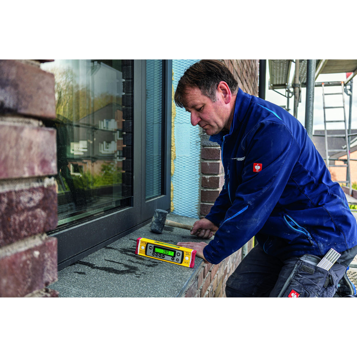 Stabila Digital Spirit Level 196 DL – Application (Emotion) 01