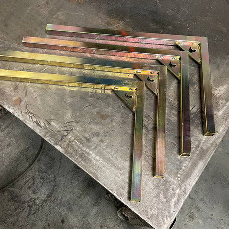 Gallows Brackets