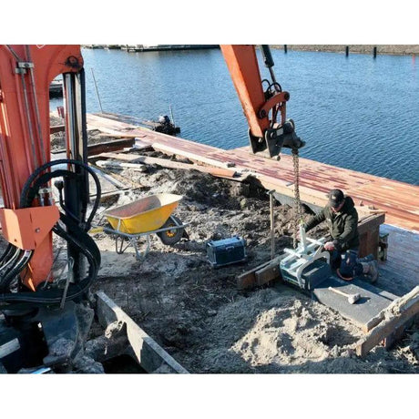 Almi AL750 UNI Block Clamp – 750kg Universal Kerb & Step Lifting Grab by Almi