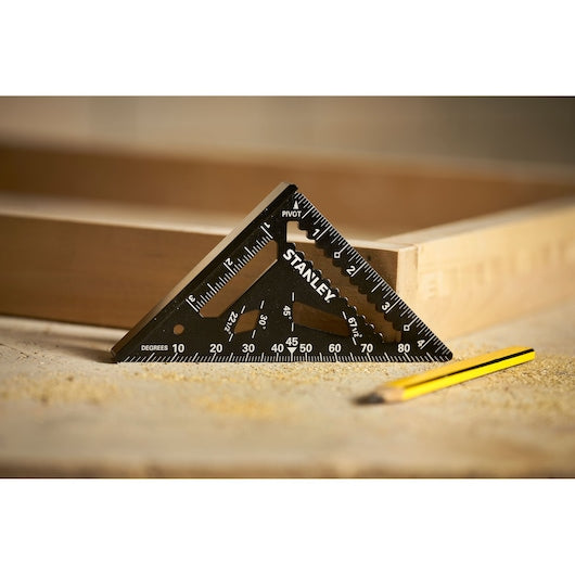 Stanley FatMax QuickSquare – 4.5in Imperial