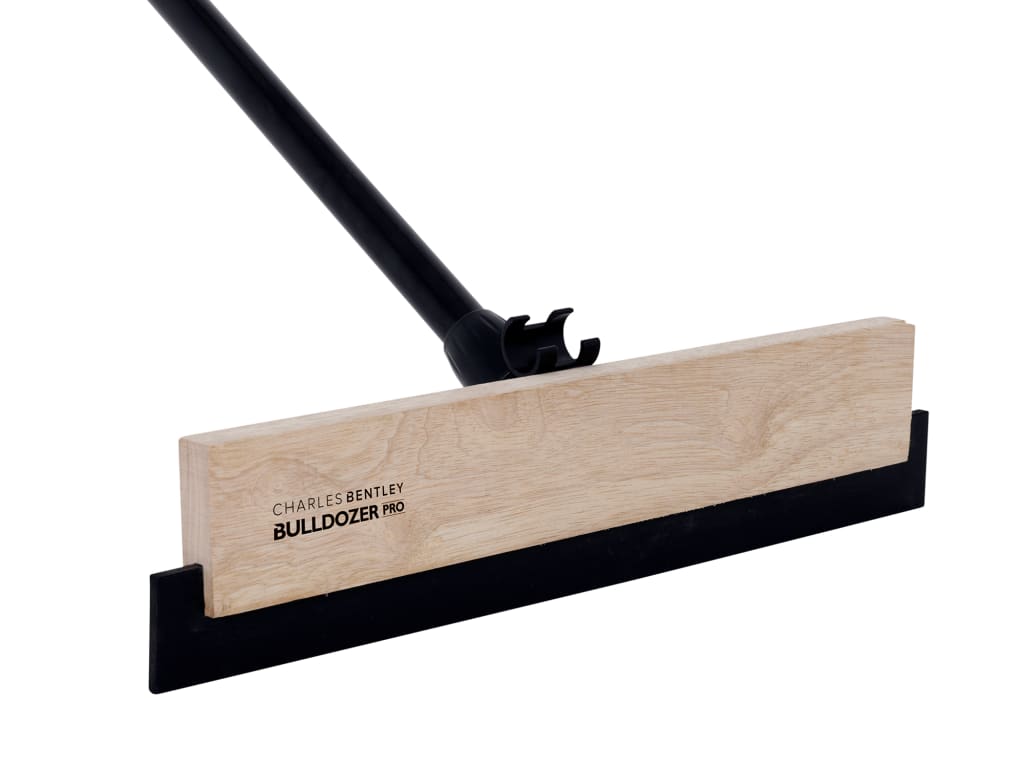 Bulldozer Pro Wooden Squeegee - 450 mm (18 in)