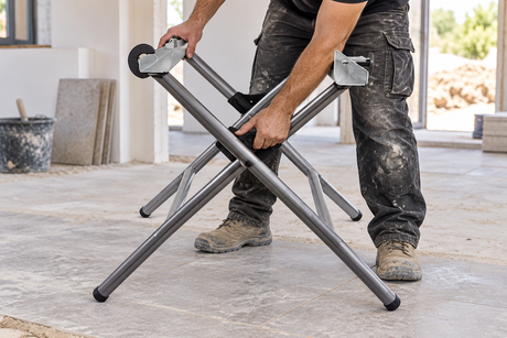 iq-power-tools iq saw accessories in use