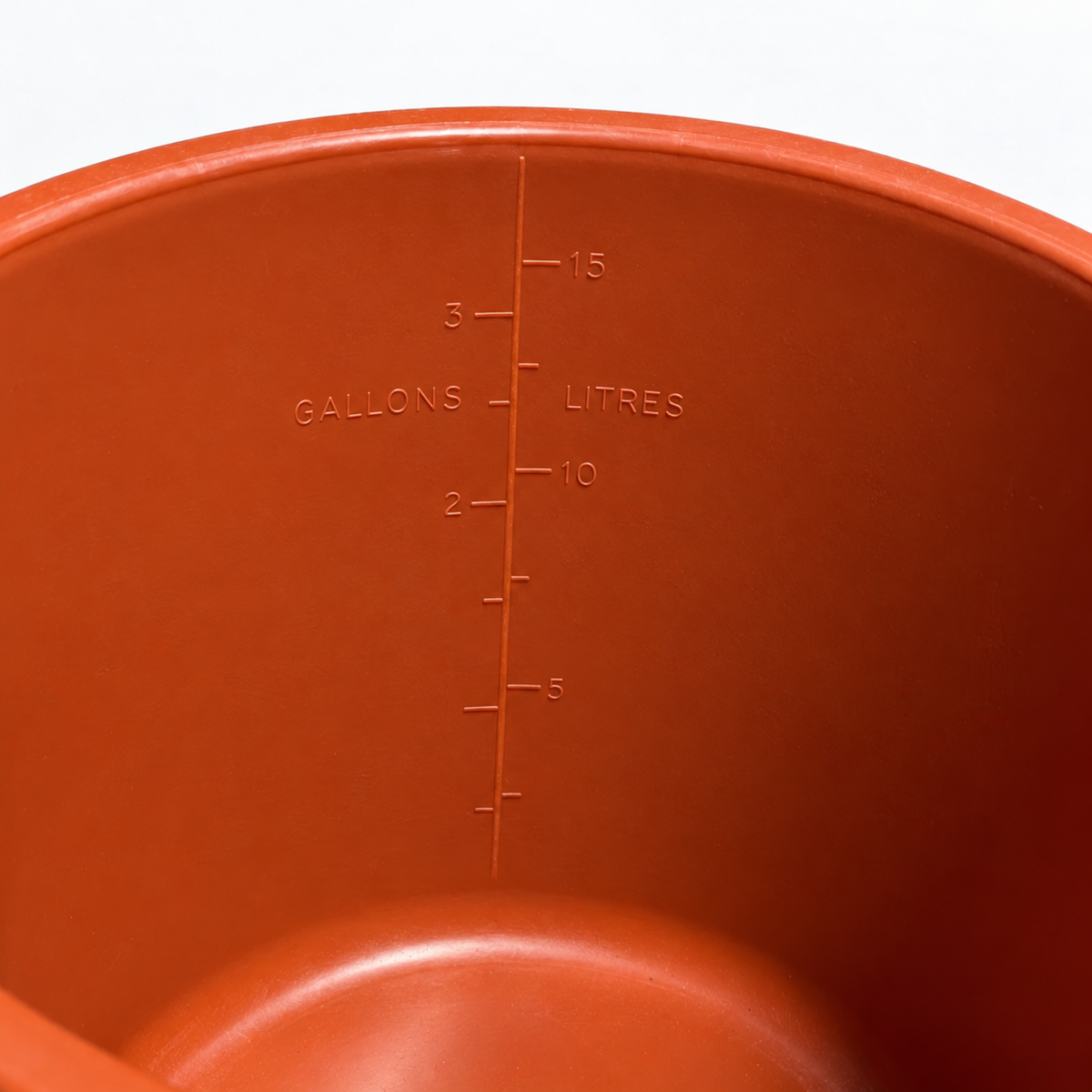 Terracotta Hoddy Bucket – measuring marks close-up