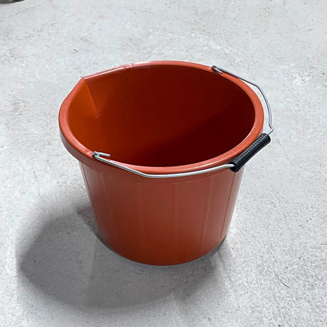 The Hoddy Bucket 15-litre capacity by Hoddy Bucket