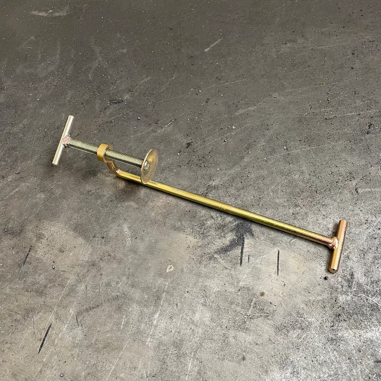 Internal Brick Clamp - T-Bar Bed Joint Large (140mm block) by Rhinobuild